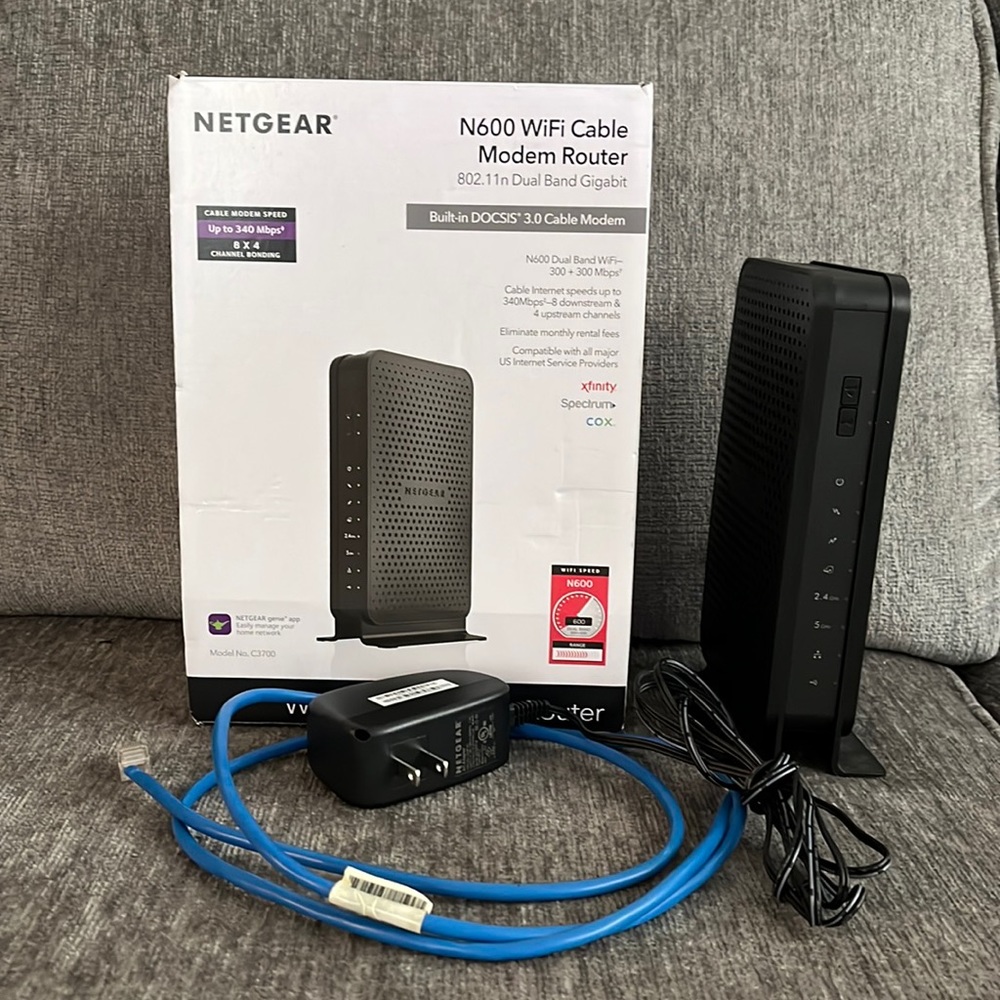 Netgear N600 WiFi Cable Modem Router C3700